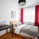 Rondo Onz Red & Yellow Apartment