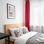Rondo Onz Red & Yellow Apartment