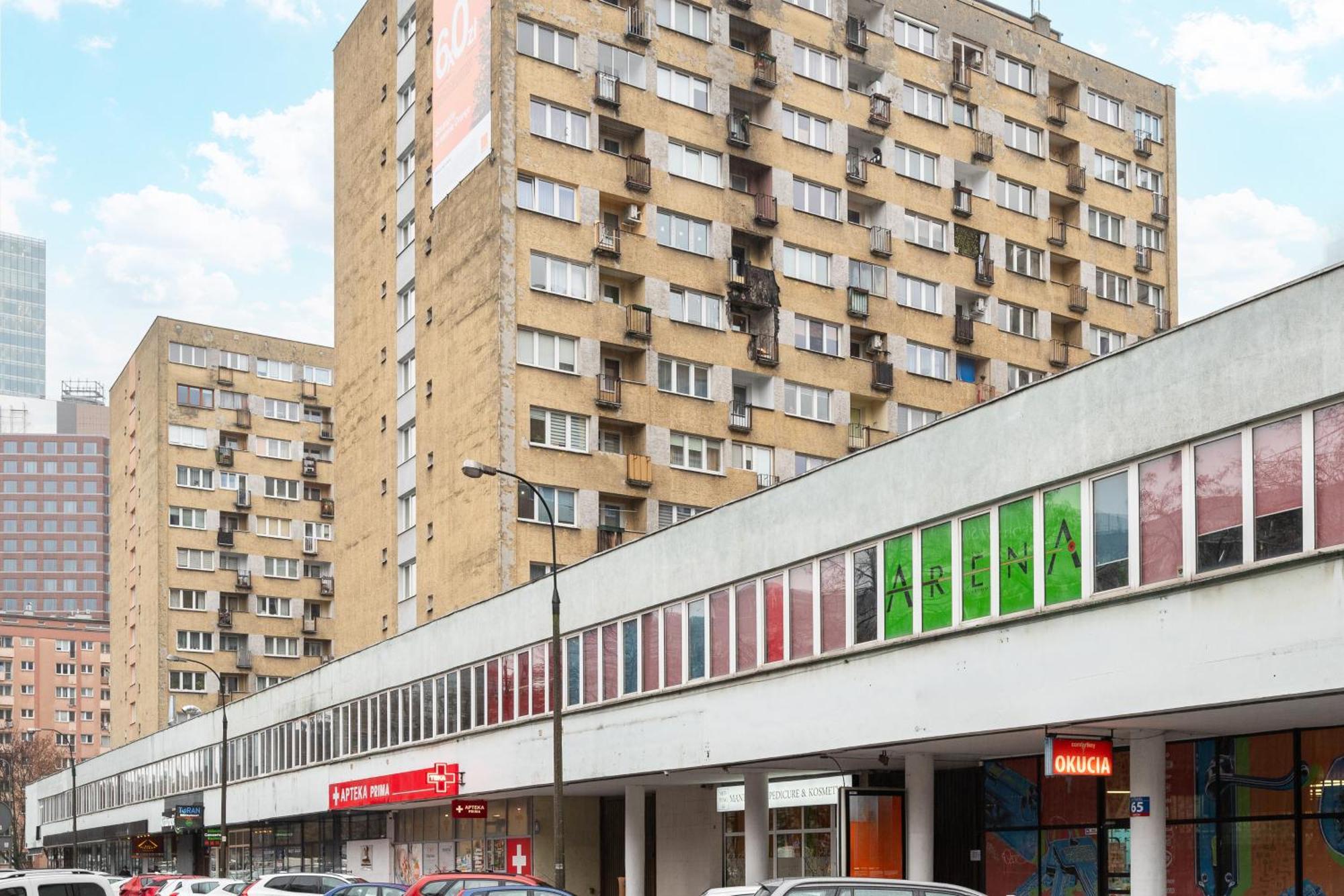 Rondo Onz Red & Yellow Apartament *